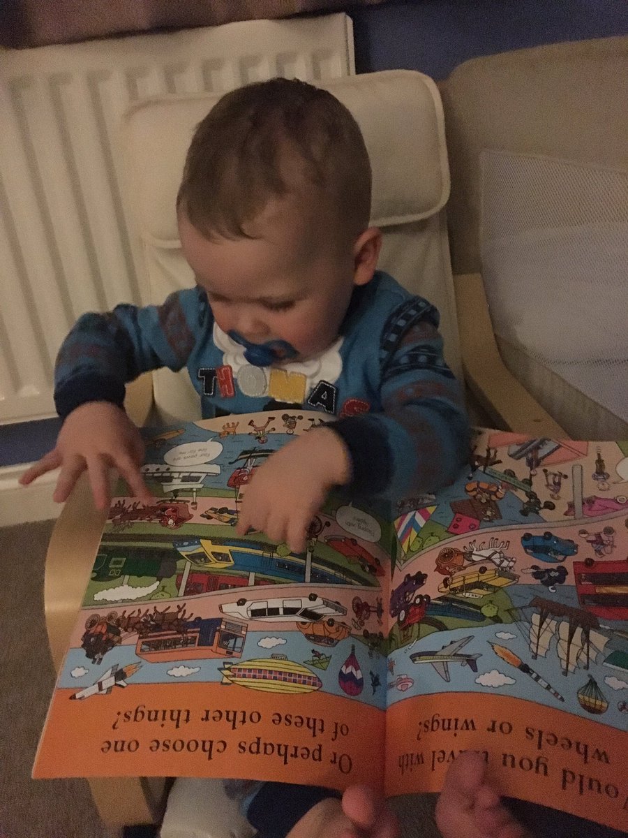 Karenlj84's tweet photo. Max loving "You Choose" by @pippagoodhart & @NickSharratt1 #readingyoung #canyoufind #whereissanta #books https://t.co/Frit9DAxuE