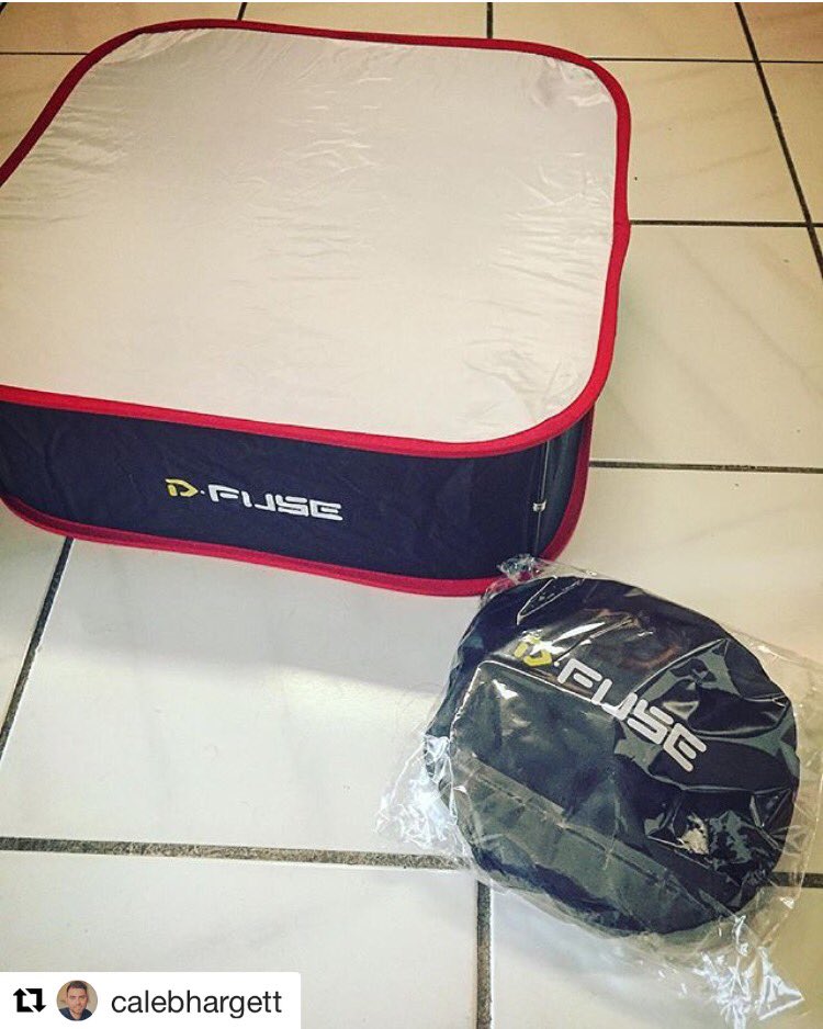 PNCGear's tweet photo. @calebhargett recently received the #PNCgear #Kamerar #Dfuse #Softbox! Thanks for the support! #KamerarSoftbox #FoldableSoftbox https://t.co/DBh2TRrrnP