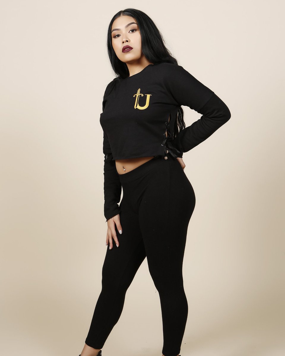 TaylorMadeThat's tweet photo. We'll be having an Urban Underground sale next week as we prepare for new arrivals 👑
#streetwear #urbanlooks #unisex https://t.co/X17gtH6nT4