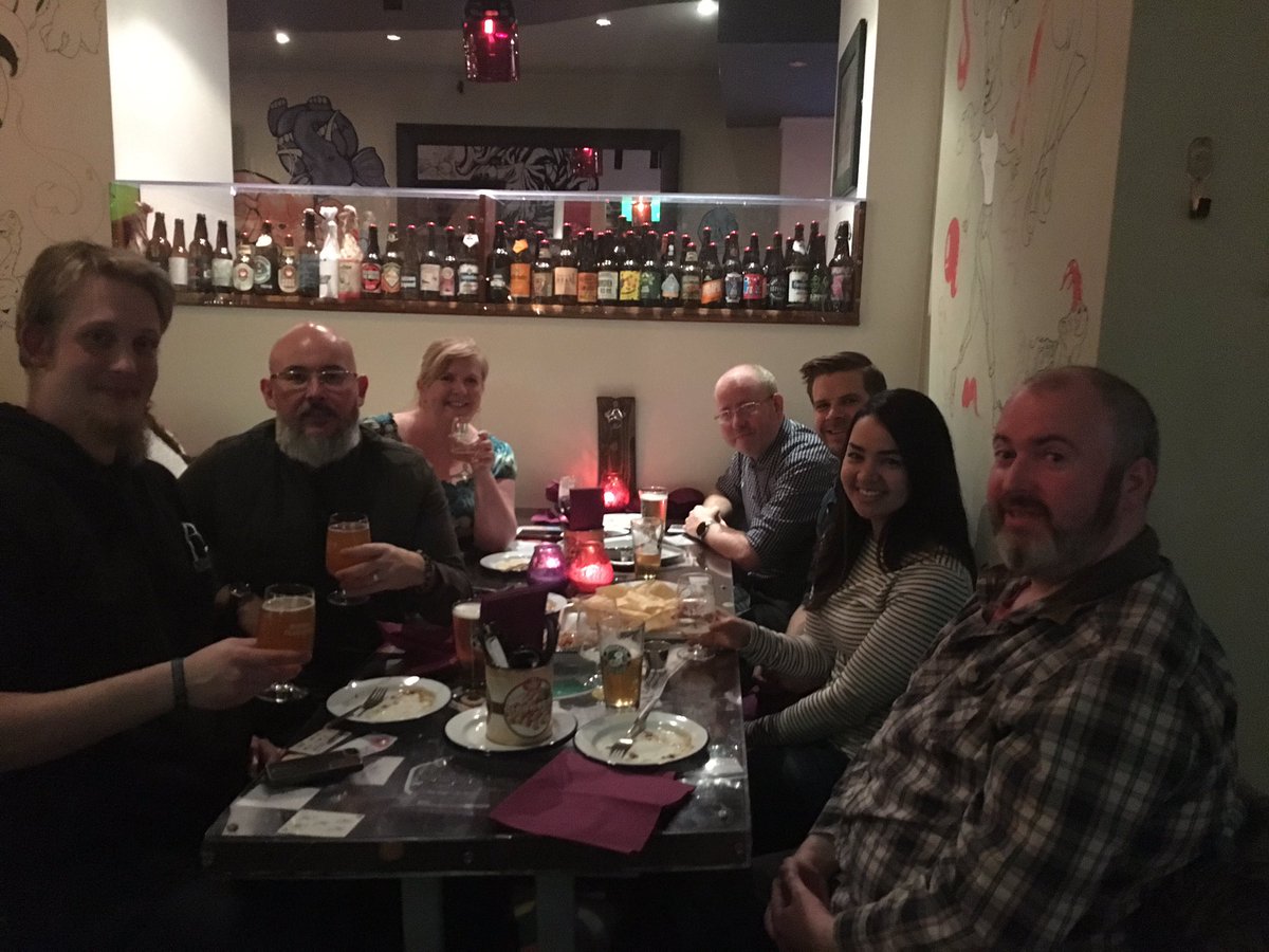 MachairBar's tweet photo. The winner with @AlechemyBrewCo Robert #cheers #winner #49BC https://t.co/wsV9T5pgWk