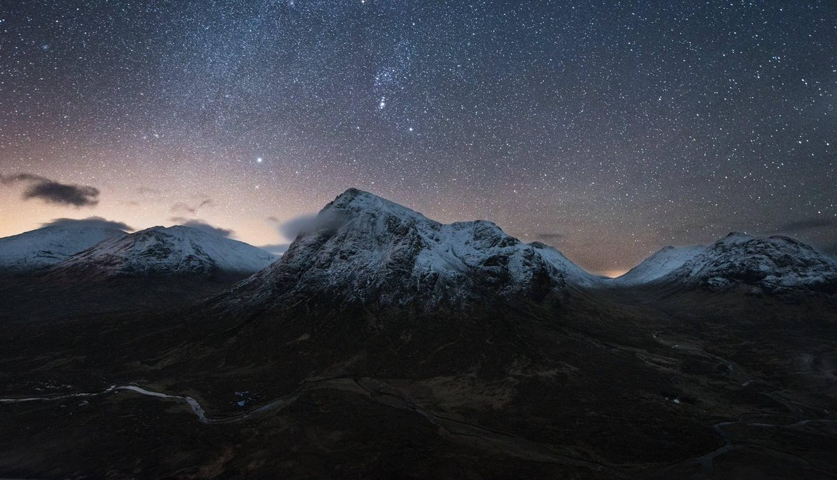 Wow! This is an amazing picture of the night sky over Buachaille Etive Mor! It's magnificent, so credit to Ollie Taylor Photography!