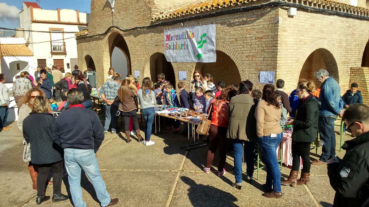 AytoAlcalaRio's tweet photo. Mercadillo solidario en San Ignacio del Viar. Viernes, 24 de febrero. #CEIPSanIgnacio https://t.co/yALwp5Epp5 https://t.co/Vq7R8VJ9Wp
