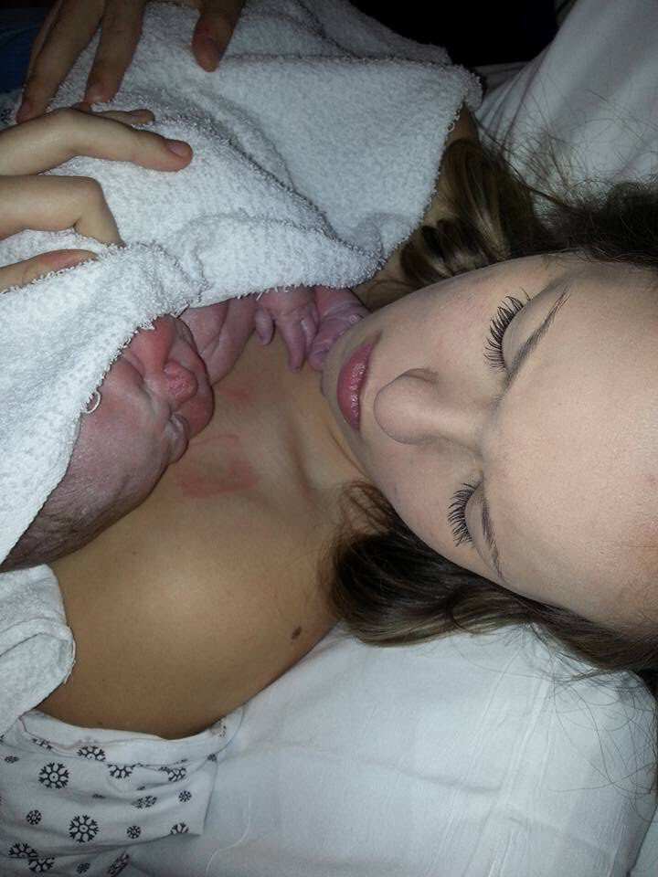 cheerbabe_622's tweet photo. 10:58am this beautiful miracle came in to my life I was extremely lucky and had a great experience. We love you so much Kingsley Vincent❤️👶🏼 https://t.co/lWJunf7KHW