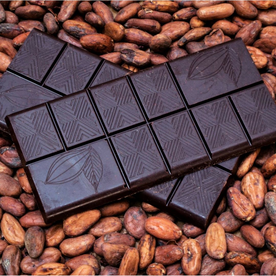alegreea's tweet photo. Gourmet chocolate bar with maguey nectar, 70% cocoa #hygge #indulgence #chocolate #cacao #cocoa #maguey #chiapas https://t.co/GZd6H8ugEb https://t.co/R5JZPb5vad