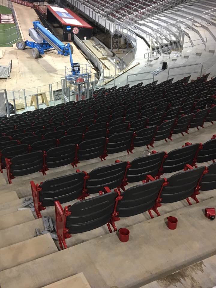 TheTigue's tweet image. 😏