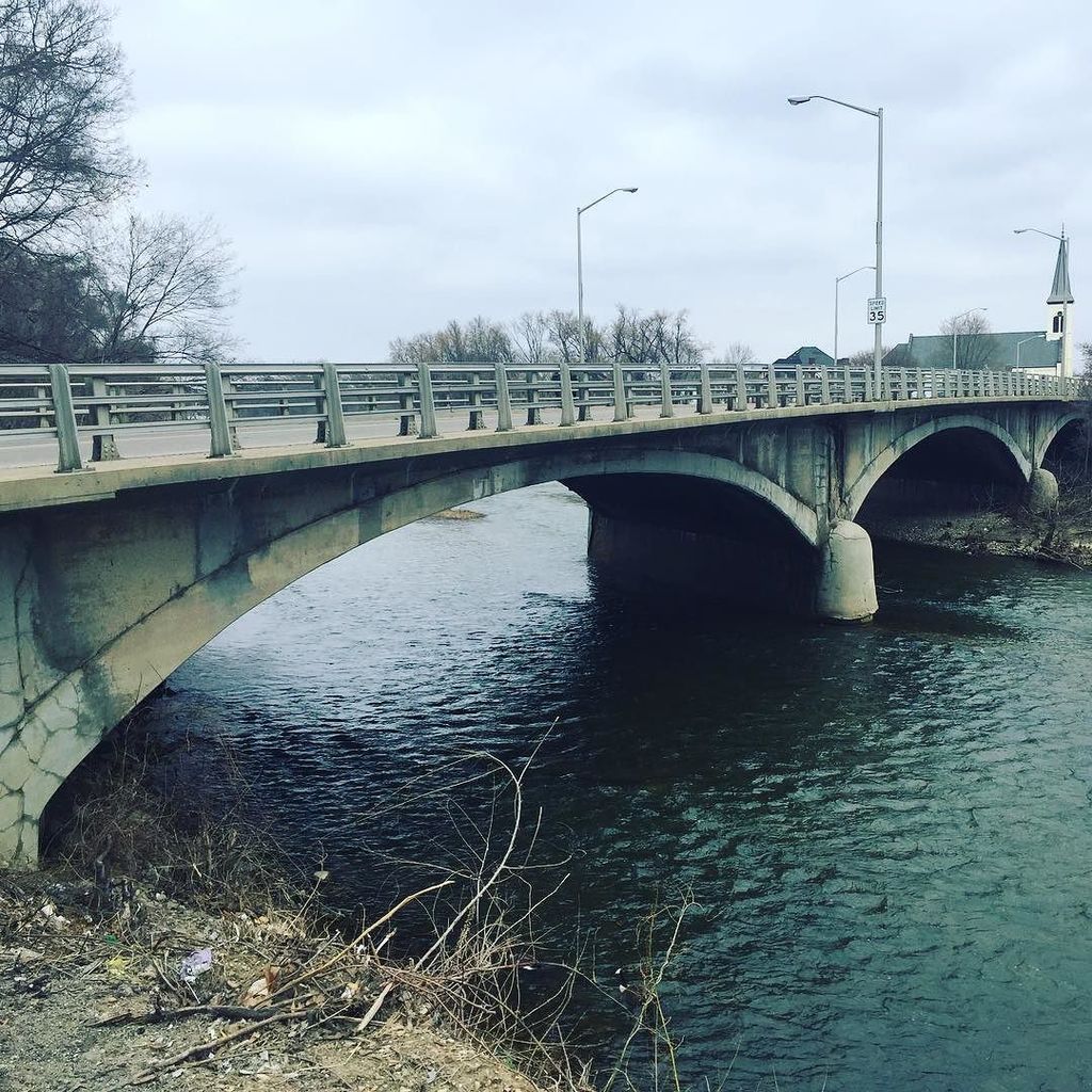 Love this old bridge in #logansportindiana ift.tt/2kNlxiS