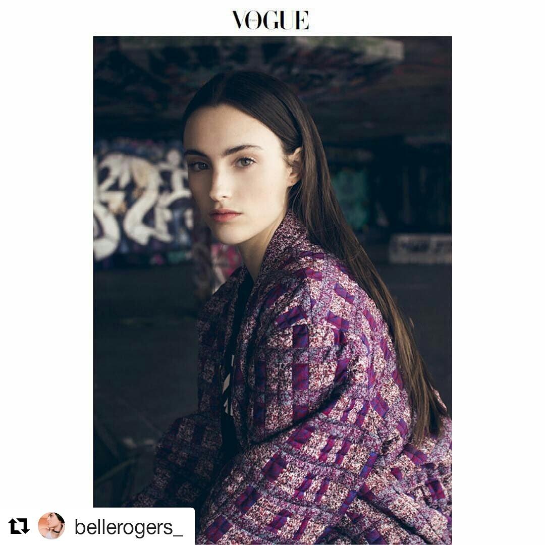 JMMSuffolk's tweet photo. @bellerogers_  for Vogue Italia https://t.co/u5GAQIIAoh vogue/portfolio/?I'd=51435. #motheragent #purplehaze https://t.co/qwnItvkEHT