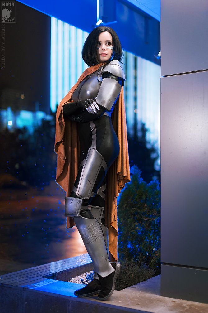 ThelemaTherion's tweet photo. Alita from Battle Angel Alita (GUNNM) full body picture 😛 photography by @CP_Kifir Here you can see the whole armor, I hope you like it! https://t.co/REBf1w8seM