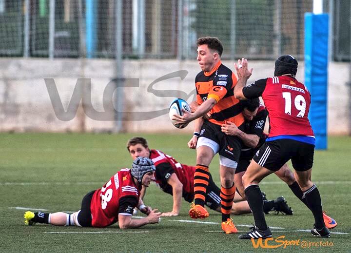 vlcsport's tweet photo. Las fotos del @lesabellesrc vs. @rugbysantcugat (17-13) https://t.co/eU7EieNbwy @Flickr @rugbycat_cat @ferugby @FDMValencia https://t.co/JdLfwjLJGo