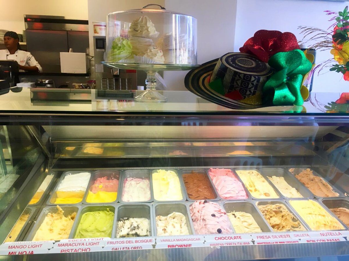 FrozoMalt's tweet photo. Vamos por un conito? Hoy #2x1 en todos los sabores!🍦
#HeladeriaAmericana https://t.co/cXgAFelnzE