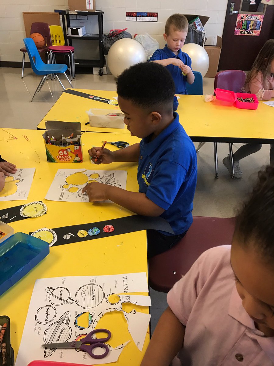 BCESMustangCity's tweet photo. Kindergarten scholars are learning about the sun as a star and the planets! #STEM #MsAdams #BCEStrong💜 https://t.co/XrAqVQksMo