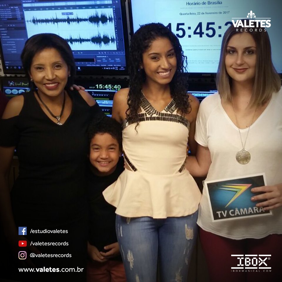 ValetesRecords's tweet photo. Entrevista na Rádio Câmara hoje com o ministério Levando a Adoração.

As meninas foram acompanhadas pelo nosso assessor de imprensa Eld https://t.co/Pa8sPaRwCi