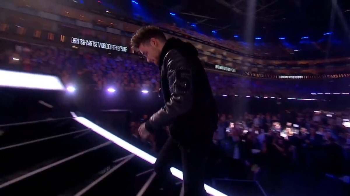 xxx_____0627's tweet photo. Congratulations!!!!!!!
We love you guys!!!
#BRITs2017 
#onedirectionBRIT https://t.co/kFCga7dLtr