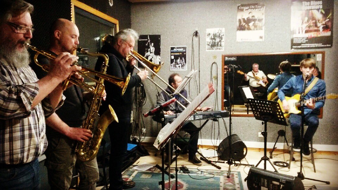 FloBauerOff's tweet image. Répétition cet après midi pour le concert de lancement samedi...
Ça promet ! On compte sur votre présence ! #FloBauerBluesProject