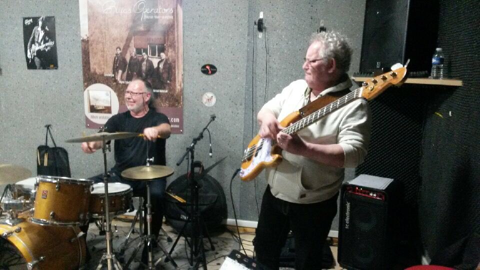 FloBauerOff's tweet image. Répétition cet après midi pour le concert de lancement samedi...
Ça promet ! On compte sur votre présence ! #FloBauerBluesProject