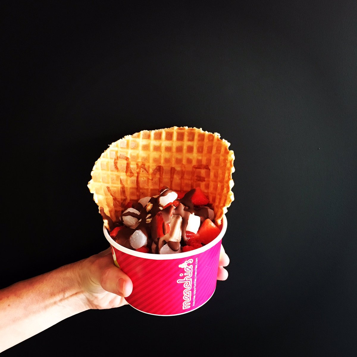 MenchiesGilbert's tweet photo. •Wednesdays were made for waffles• https://t.co/fHcpbbelm0
