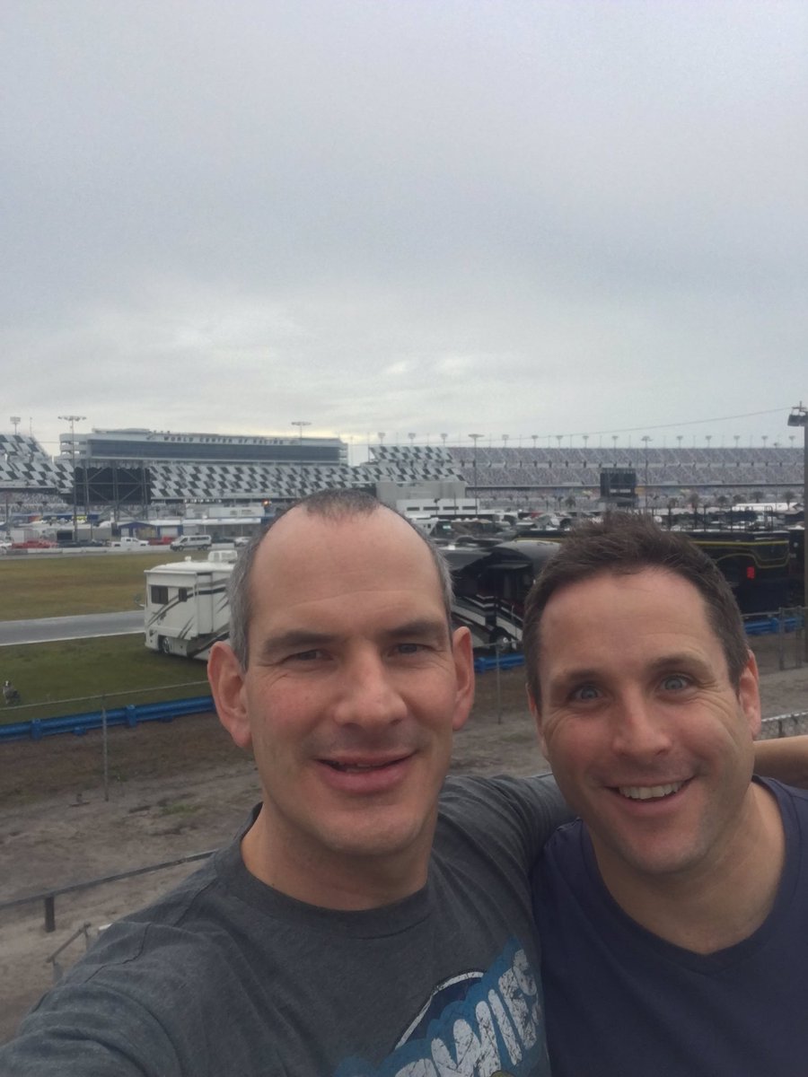 roymundy77's tweet image. Boys are on another adventure. Daytona 500.@RejeanRealEst8 @jroons24 @chiefhookspin
