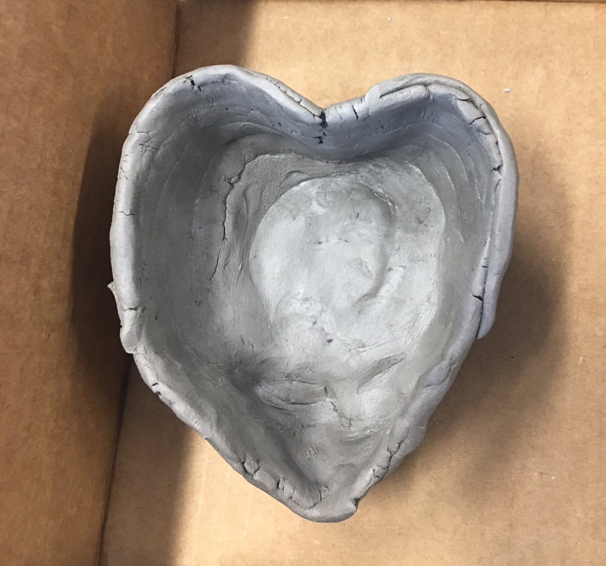 kjtroxel's tweet photo. 4th graders in Marco Rodriguez's class sink their hands into clay and express their creativity. #MVS #OceanViewSD https://t.co/dxgAeNj1c8