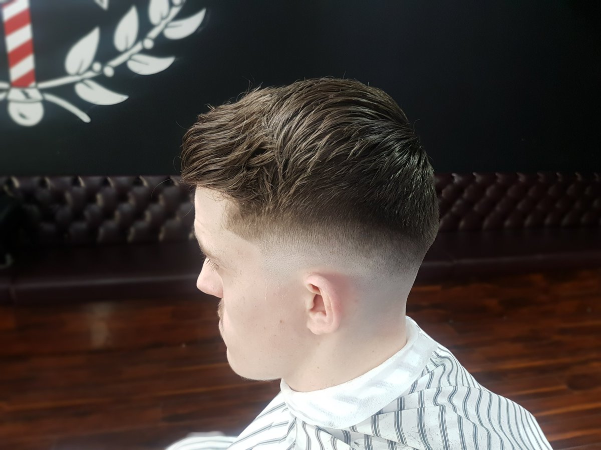 louismeado97's tweet photo. 9 till 7 tomorrow at barbers no1 @BarbersNo1 https://t.co/Kjrypg2SF2