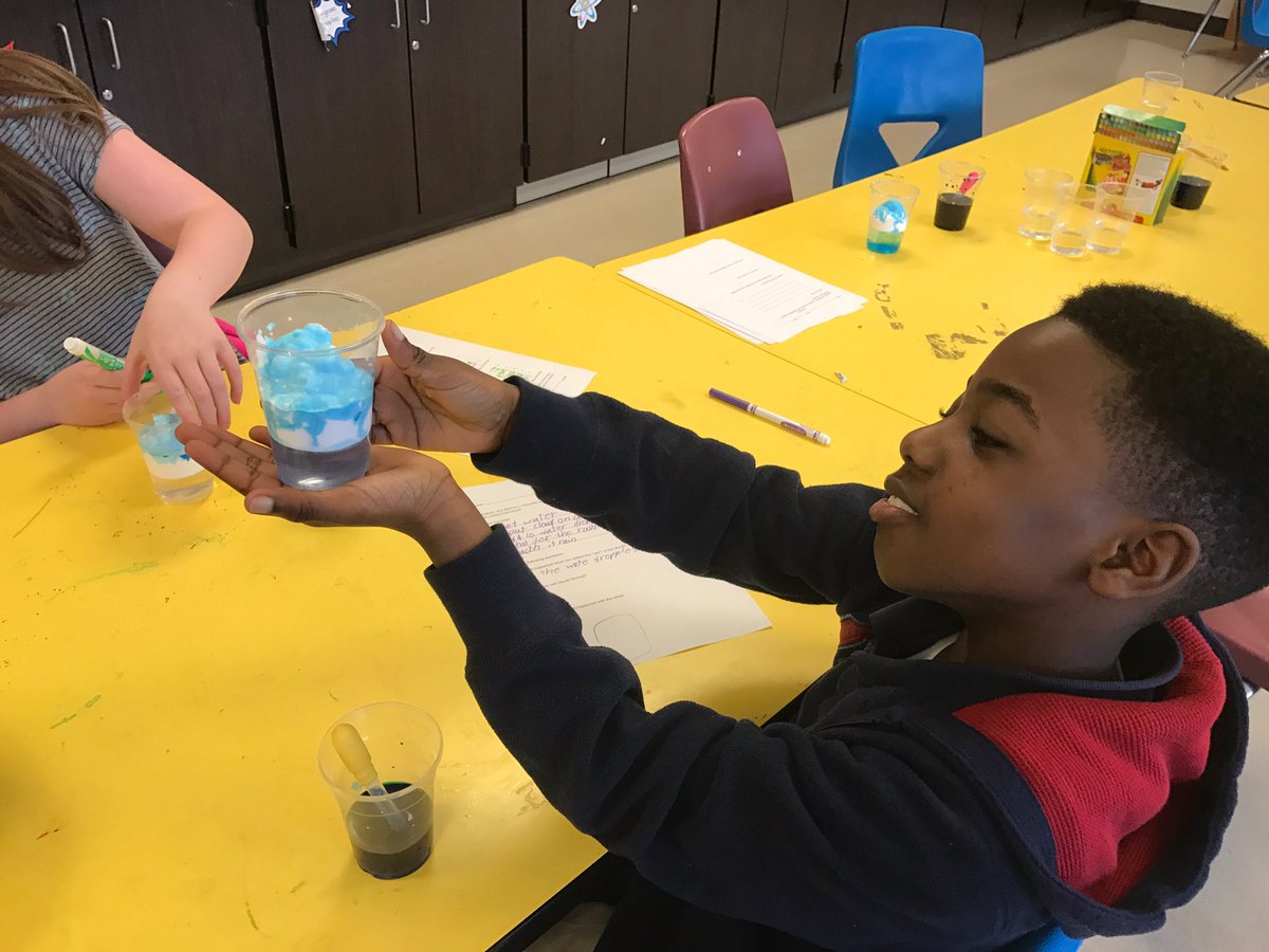 BCESMustangCity's tweet photo. 3rd and 4th grade learning about the water cycle and making a rain cloud! #STEM #BCEStrong💜#MsAdams https://t.co/qdBcguWKlp