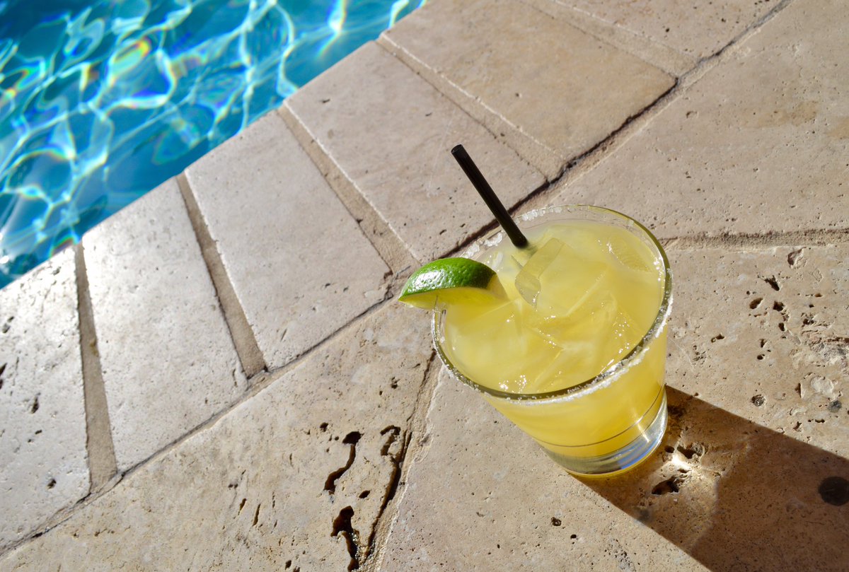 ZaZaDallas's tweet photo. Celebrate National Margarita Day the #zazaway!! #partyzaza https://t.co/DUhzOGG98K