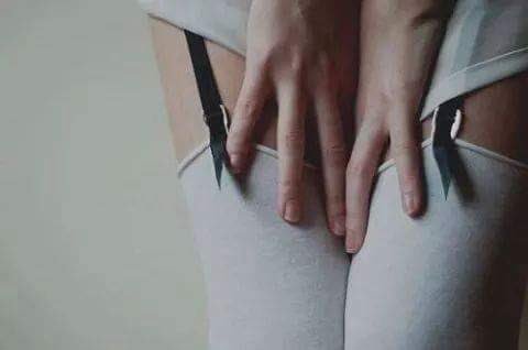 Pontea100's tweet photo. Para las mujeres, el mejor afrodisíaco son las palabras.

#BuenasYSensualesNoches https://t.co/l0c1xdNyJG