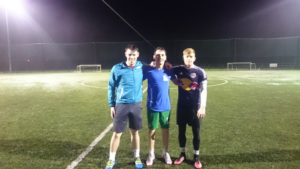 AlexReddington's tweet photo. Enjoyed a great 2hour astro sesh @Zak_Biriah  @Dylan_Jinks10. Bit wet but it adds atmosphere.  #MyAGame #lssjointhetalent @lifestylesports https://t.co/TOfrGzWStq