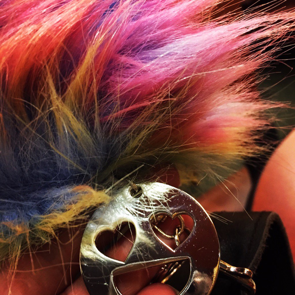 BetsyPowellATL's tweet photo. Puff the magic purse ball. 😀💗😀💗 https://t.co/7ZFBpd6Zjm
