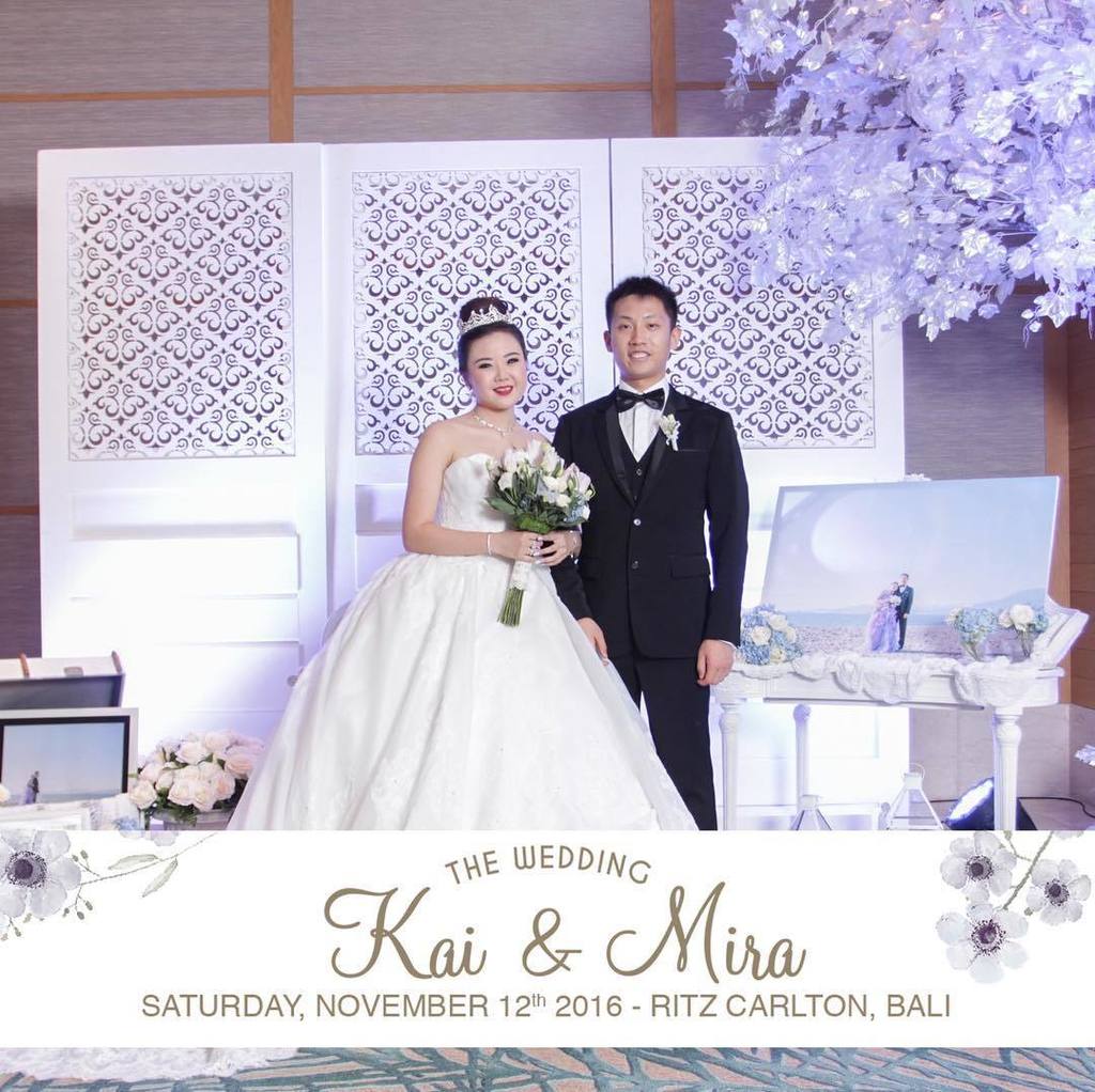 HelloUnico's tweet photo. Unico is here with photobooth service to create memorable moment on your wedding day, like… https://t.co/g64Rs9OOcH https://t.co/lVPXNUbH4q