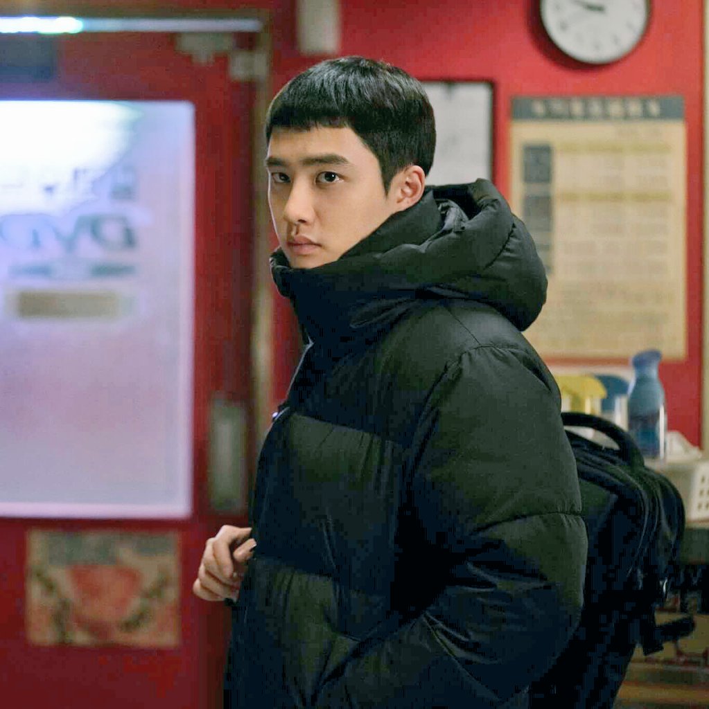 명필름 페이스북 업데이트!
오늘 크랭크업한 <7호실>은 올해 개봉한다고 합니다! 스틸컷 한장만으로도 너무나 기대하게 만드는 경수의 연기눈빛ㅠㅠㅠㅠㅠㅠㅠㅠㅠㅠ

m.facebook.com/story.php?stor…