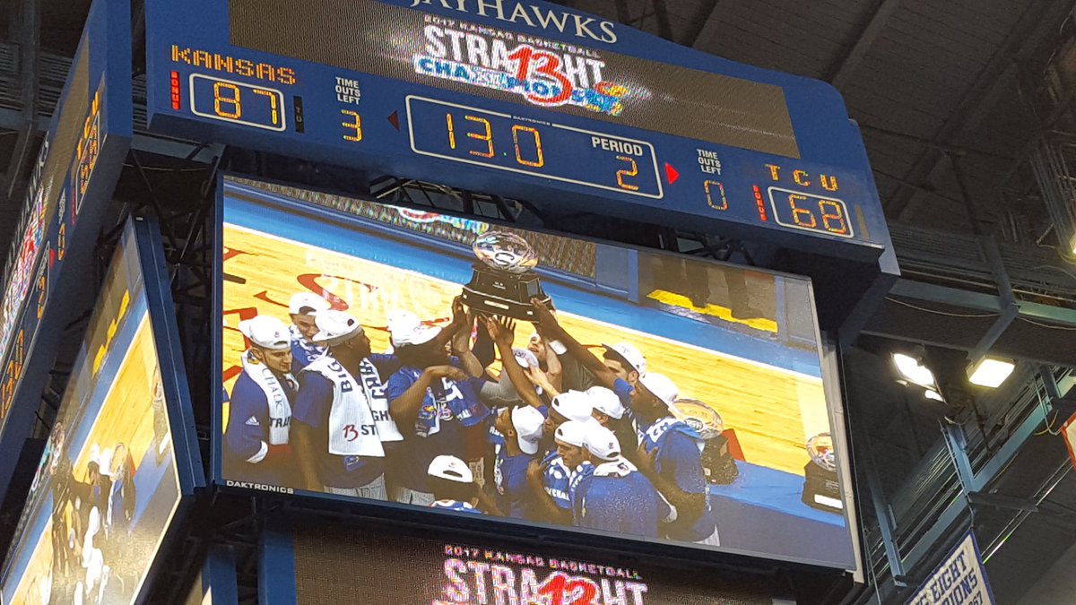 KUBigJay's tweet photo. 13 straight! #RockChalk #Big12Champs https://t.co/IAjgW4VGTo
