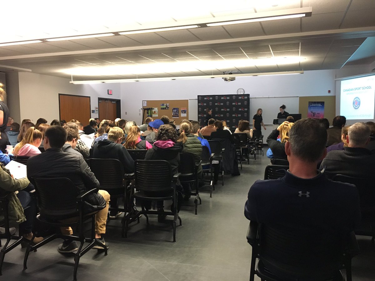 CdnSportSchool's tweet photo. We are underway! #CSSInfoNight https://t.co/lTmvfQYLUr