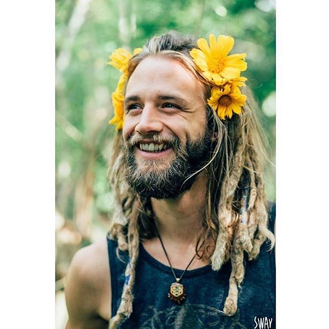 3rdeyepinecones's tweet photo. Headed for that #Sunshine in the #Jungle ☀ @EnvisionFestCR #Envision2016 #ViveLaExperiencia https://t.co/ufxo3GSb4h