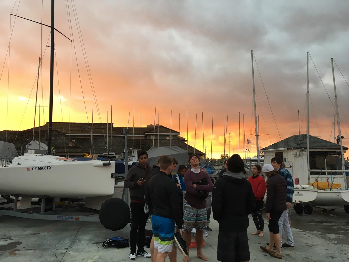 UCSDSailing's tweet image. Looking back on the Irvine regatta last weekend! Great job Triton sailors nd thanks UCI for putting on a great regatta!