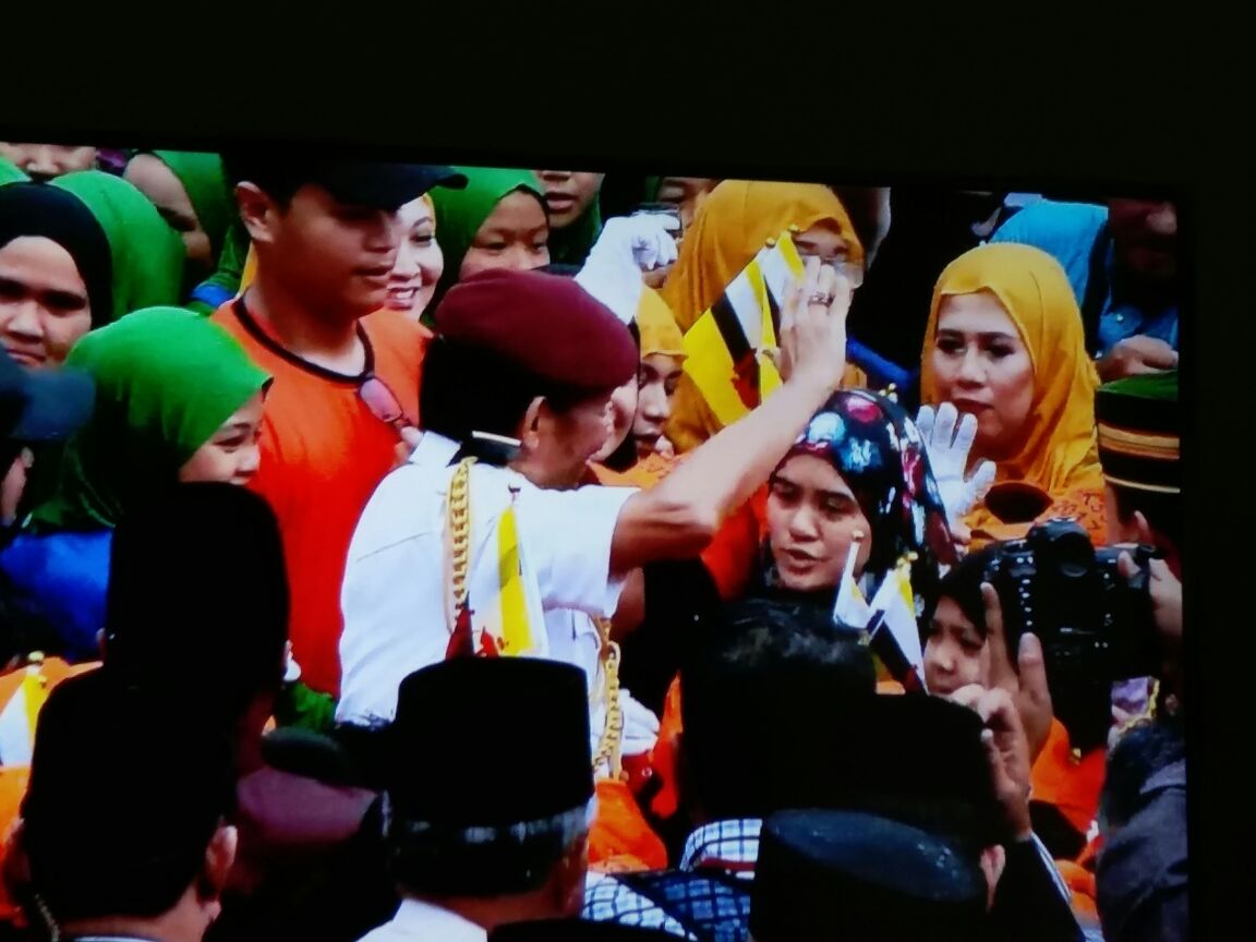 sirfapcelot's tweet photo. HM #brunei #nd33 https://t.co/bk2RsSCs4c