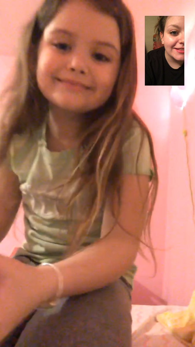 Ashleymillerrr1's tweet photo. Miss my babygirl soooo much😭😭💕💕 https://t.co/14ZGthEZdG