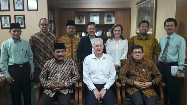 Prof Eray ALPER (Wakil Rektor Uludag Univ), Rektor Univ Al Azhar Indonesia, Ir.Ahmad H Lubis, MSc, pHD &amp; Yayasan Pendidikan Indonesia Turki.