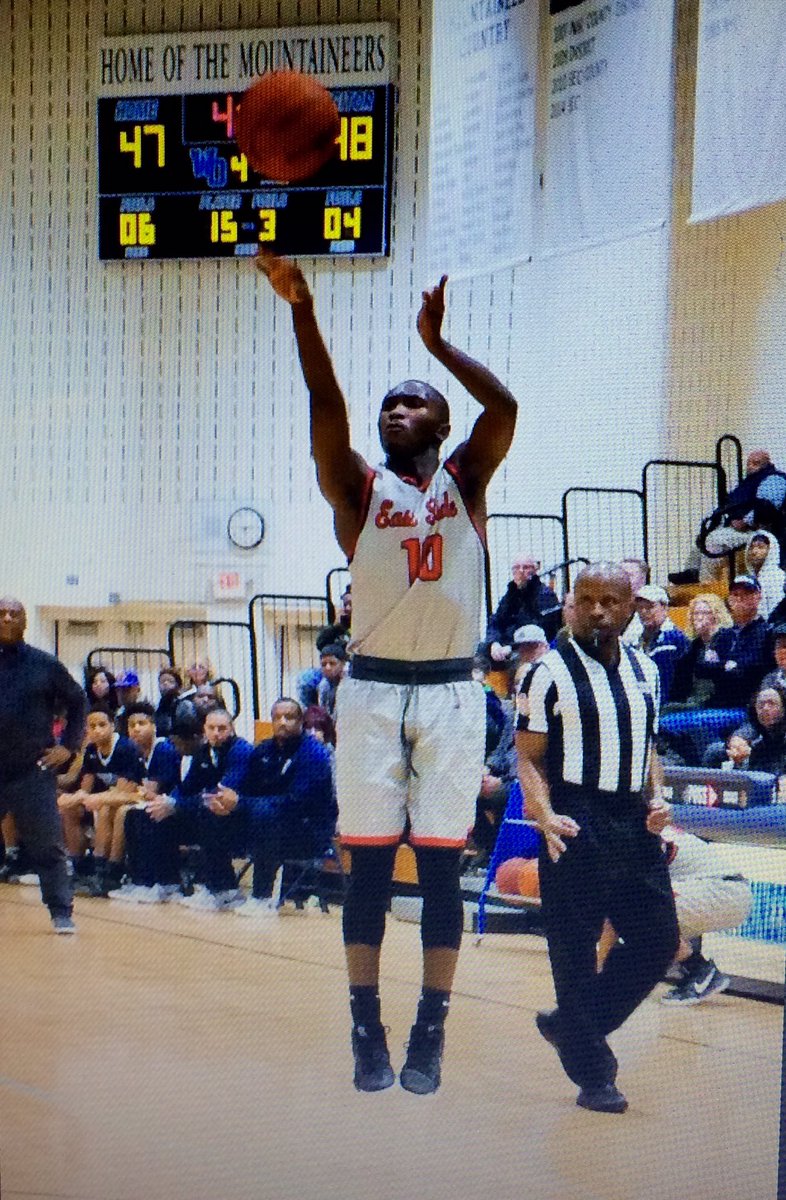 NANNPHOTO51's tweet photo. NJ HS boys basketball photos ECT Eastside vs Immaculate #eastsidehs #immaculatehs #essexcountytournent https://t.co/qmO3JZART8