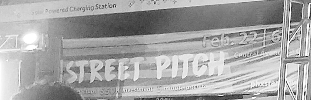 shathabarbour's tweet photo. Trekking across town from @NAWBOphx event supporting up&coming #womenbusinessowners to #streetpitch #hustling #YesPHX #phoenixstartupweek https://t.co/FEGxJx63bf