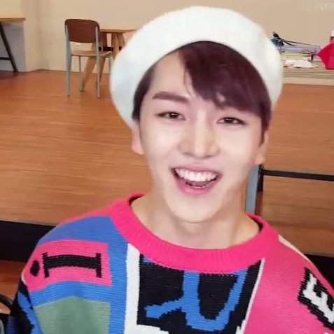 smileykidols's tweet photo. kino ♡ pentagon https://t.co/9onIOnl6P9