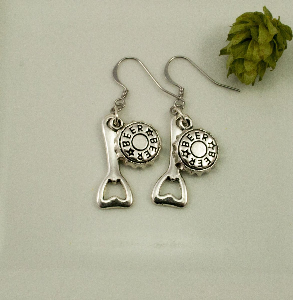 "Green beer" earrings for St Patrick's Day!!  #beer #craftbeer  #stpatricksday 

justbrewinit.patternbyetsy.com  or

justbrewinit.etsy.com