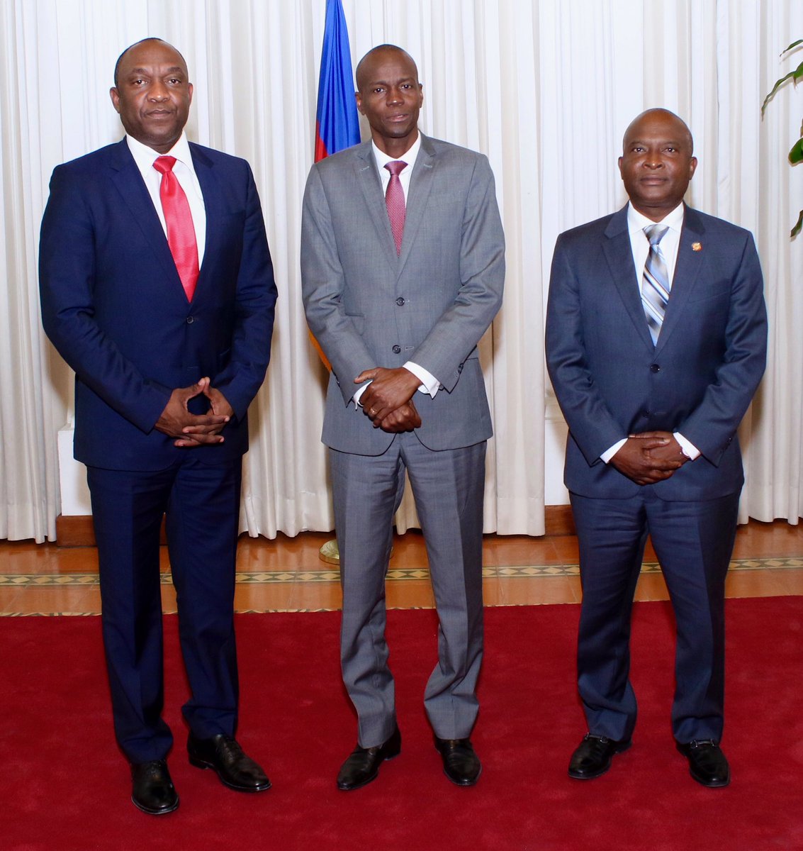 moisejovenel's tweet image. Après une 2è série de consultations avec les présidents des deux Chambres, j'ai fait choix du Dr. Jack Guy Lafontant comme Premier Ministre.