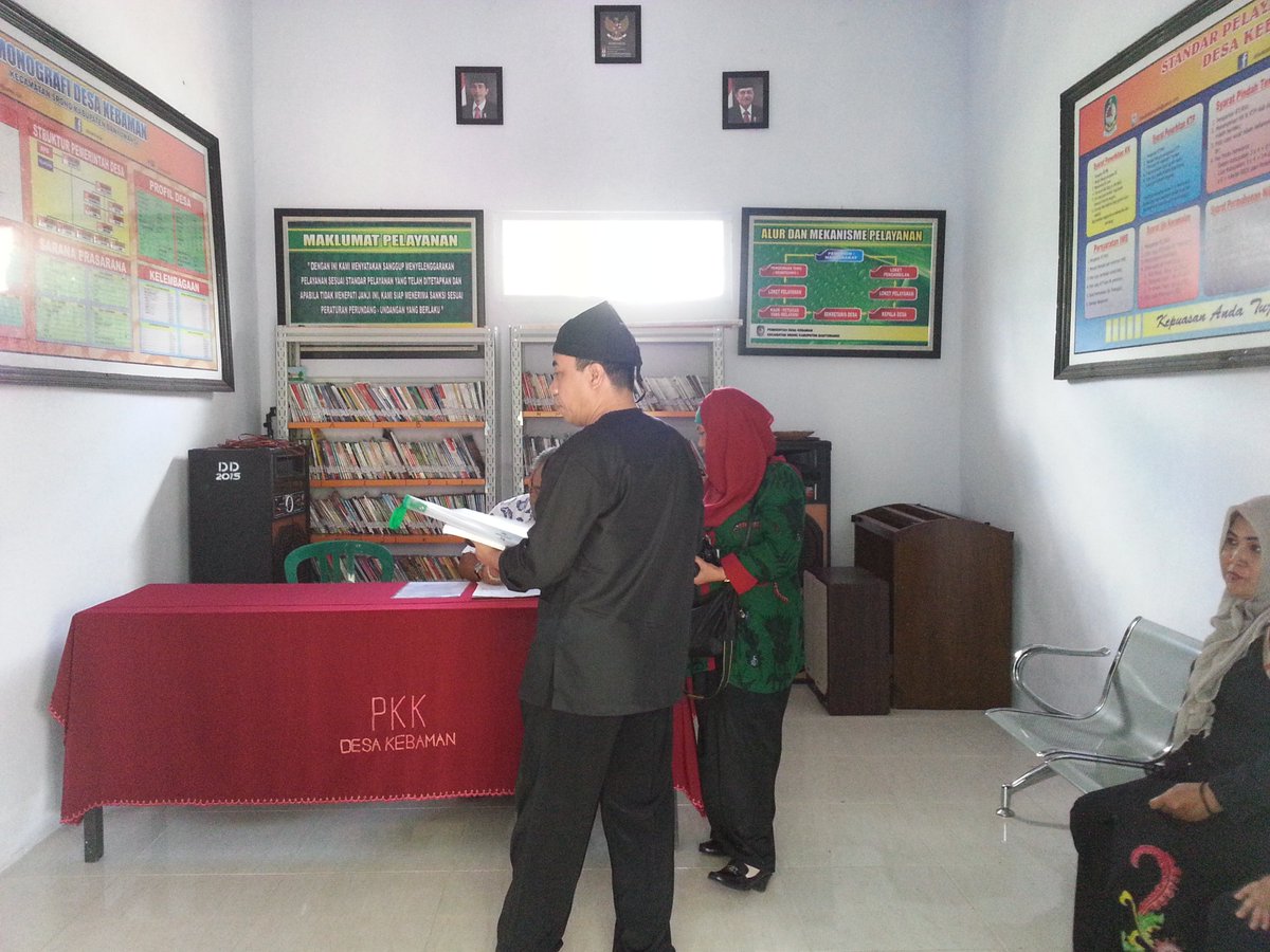kunjungan tim perpustakaan provinsi di kantor perpustakaan desa kebaman <a href="/a_azwarnas/">Abdullah (Azwar Anas)</a> <a href="/Kec_Sronobwi/">Kecamatan Srono</a> <a href="/suyono_gatot/">Gatot Suyono</a>