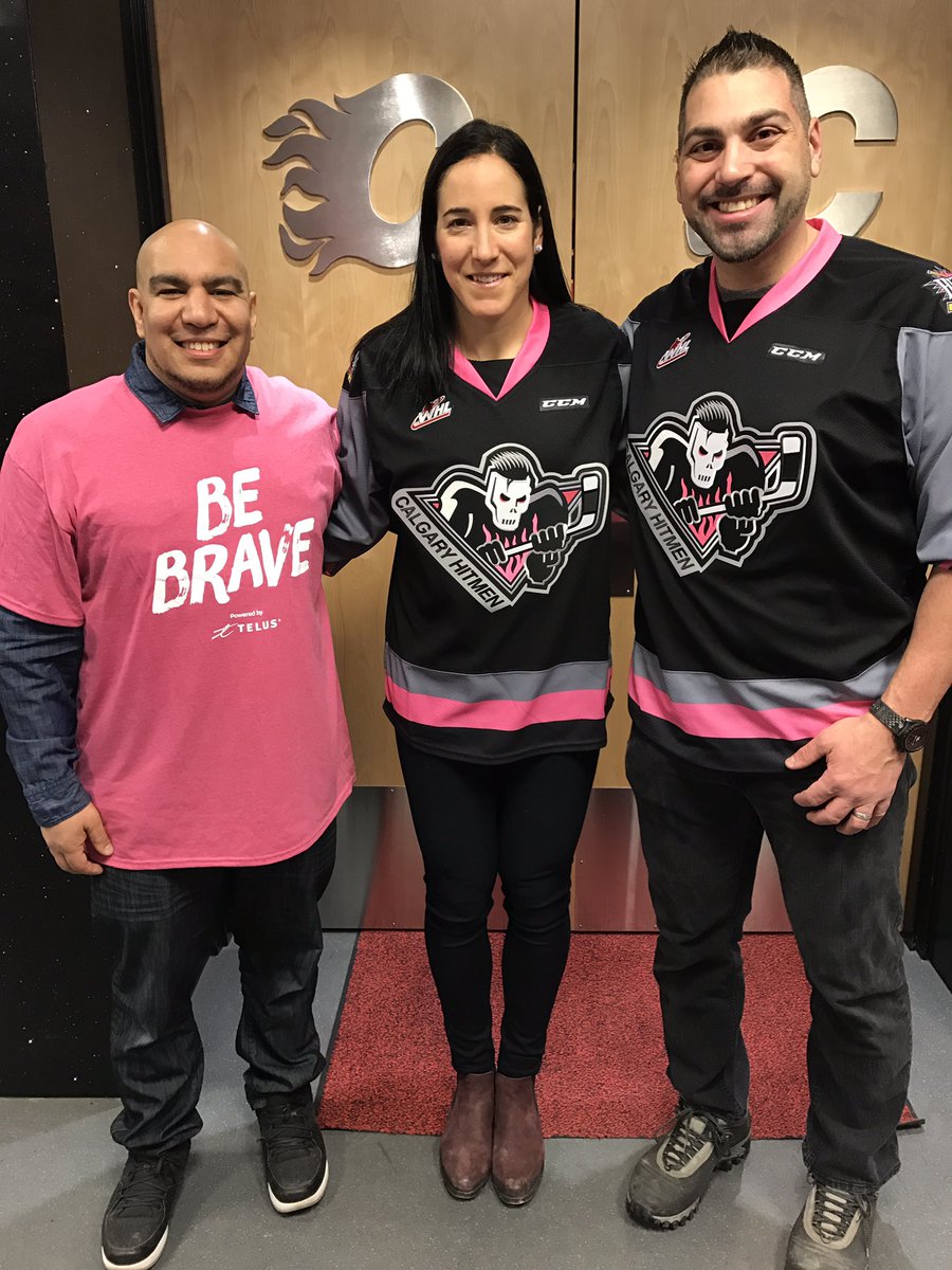 sinaiobserver's tweet photo. Some heroes are larger than life...in my case they are taller than me 😜 #bebrave #allhearthitmen #allconnected @randychevrier @couellette13 https://t.co/ZNv3ecb0bE