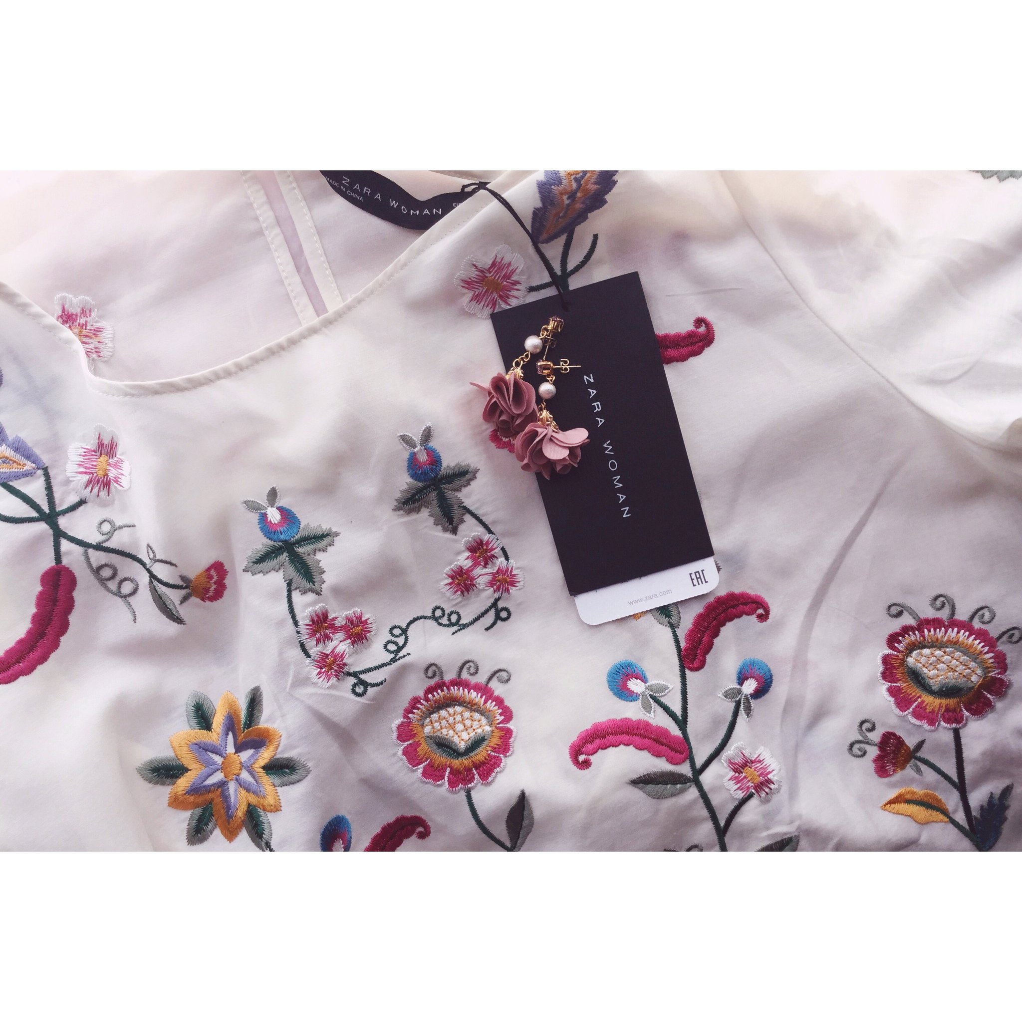 تويتر よぴ على تويتر Zara Zara刺繍ワンピース 刺繍 刺繍ワンピース めっちゃ可愛い Zara の刺繍ワンピース 黒の次は 白 春らしくて爽やか 動きやすいし お気に入り 色違い 臨月の時も着られたから妊婦さんにもいいかも T Co