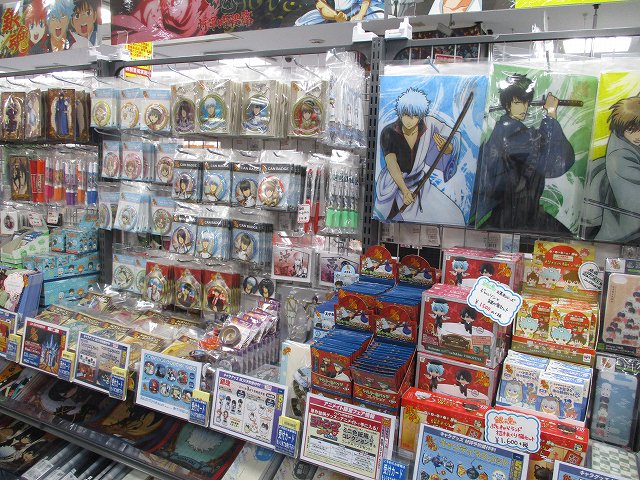 アニメイト福岡パルコ 銀魂 アニメイト福岡天神店では銀魂グッズこぉーんな感じで多数販売中ばいっ まだ手にしていない銀さん達があるかも っ 目ん玉ひん剥いてじっくりゆっくりご覧下さいね 予約受付中商品のチェックもお忘れなく