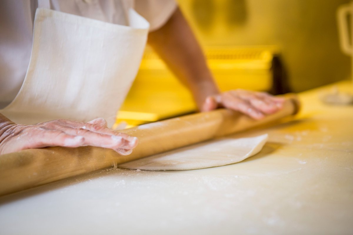 ConsPiadRom's tweet photo. Sapevate che la prima ricetta scritta della #piadina risale al 1371?
https://t.co/iok0jSdGaO #PiadinaRomagnolaIgp #food https://t.co/HWaxA6Q3QS