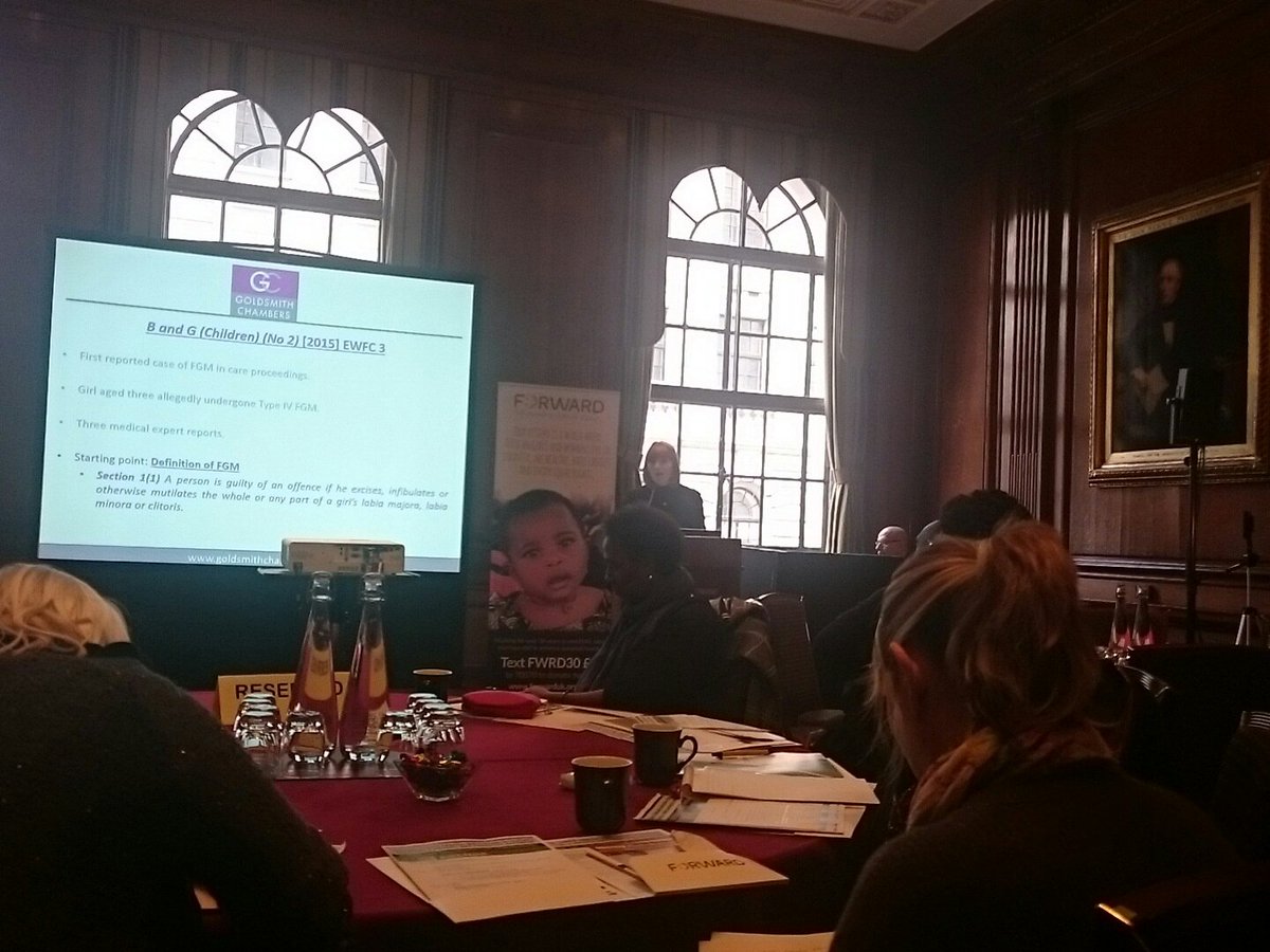 YouthForChange's tweet image. "Professionals may not be trained &amp;amp; it's important they are if they have a responsibility to report #FGM" @GoldsmithChambs #TrainToProtect