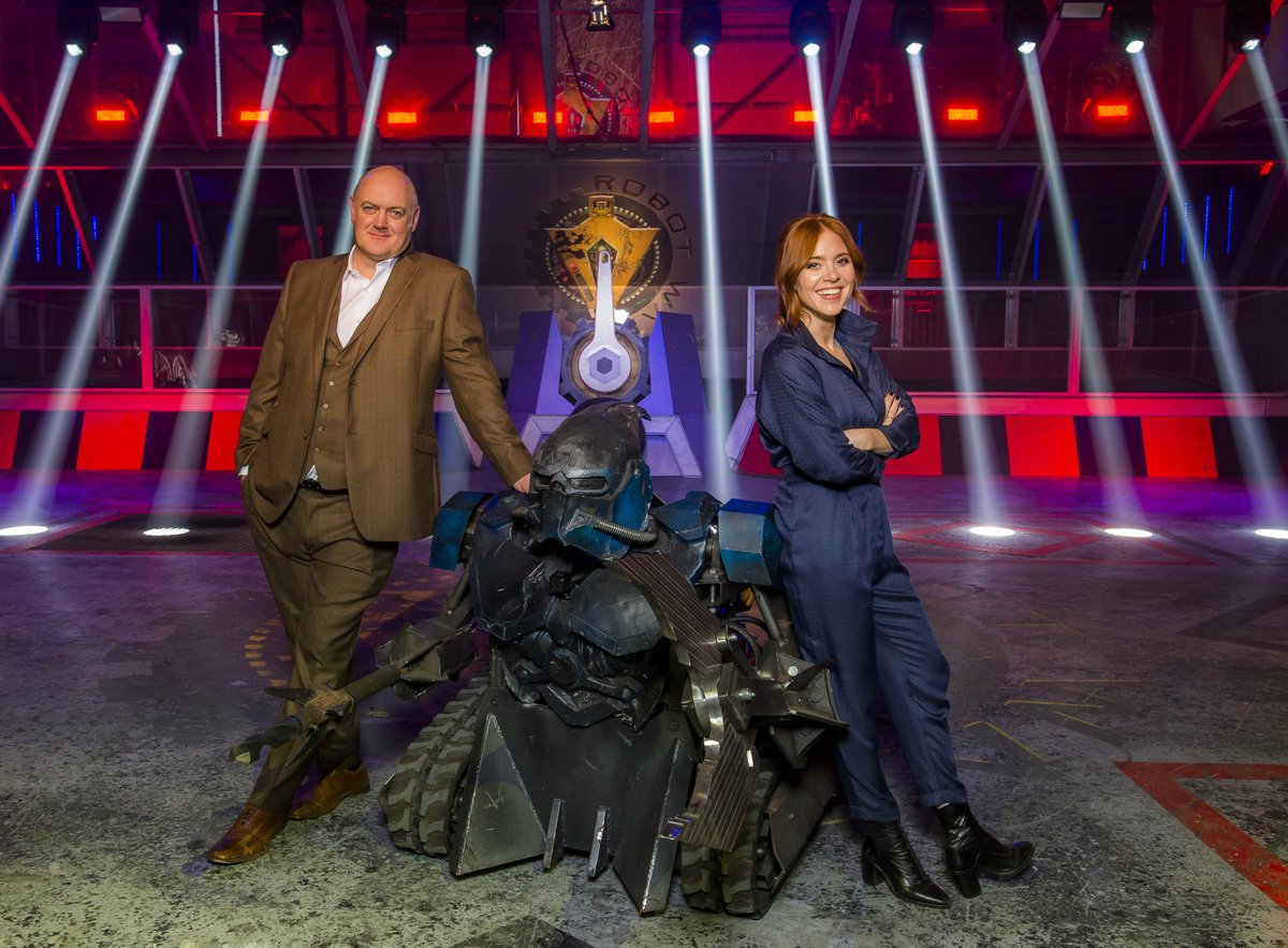MentornMedia's tweet photo. Finally it has been confirmed that #RobotWars will return to @BBCTwo on the 5 March at 7pm.
Let battle commence! https://t.co/mrxnKSJ6Xs
