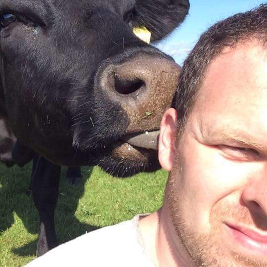 Carr Communications (@carrcommsltd) on Twitter photo #photooftheday is this #selfie of <a href="/MGlamping/">Mayo Glamping</a> owner Stephen Prendergast and his #cow Betsy! #photography #SelfieOfTheDay #photooftheday is this #selfie of <a href="/MGlamping/">Mayo Glamping</a> owner Stephen Prendergast and his #cow Betsy! #photography #SelfieOfTheDay